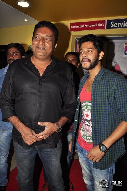 Celebs-at-Cheekati-Raajyam-Movie-Premier-Show
